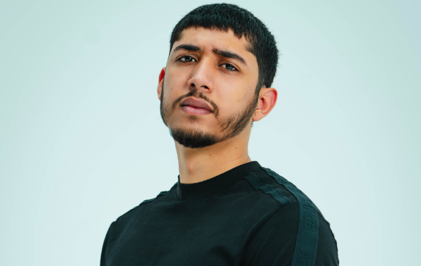 BMI RECONOCE A NETÓN VEGA: CINCO DE LAS CANCIONES MÁS REPRODUCIDAS DEL AÑO LLEVAN SU FIRMA